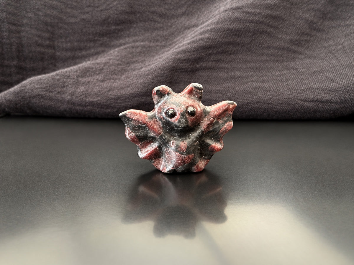 Mini Garnet bat carving